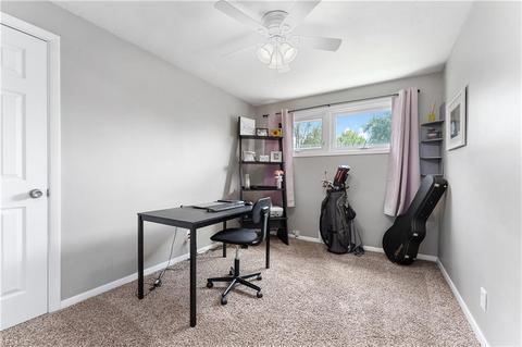 490 Spring St, Struthers, OH 44471 photo 10