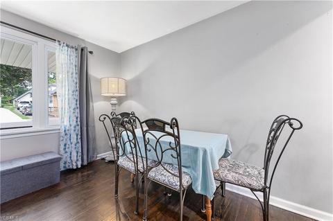 490 Spring St, Struthers, OH 44471 photo 5
