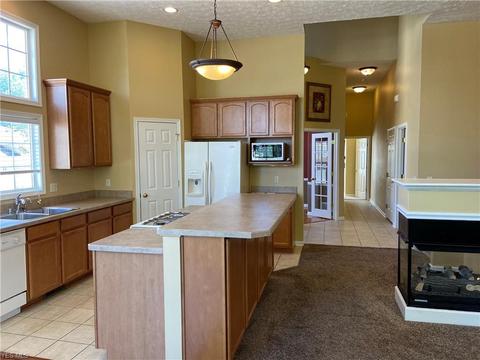 191 Copperstone Ct, Seven Hills, OH 44131 photo 10