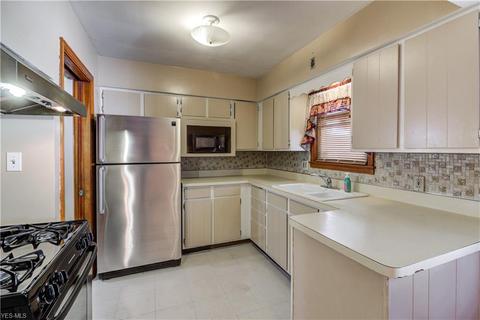 4216 Brookway Ln, Brooklyn, OH 44144 photo 7