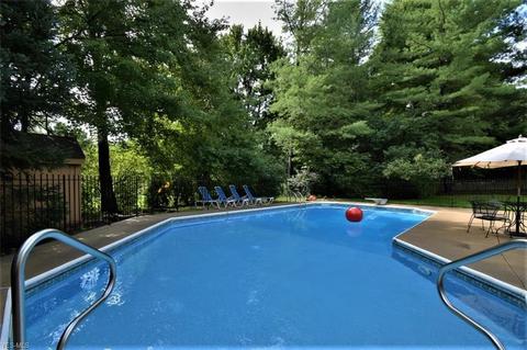 32540 Shadowbrook Dr, Solon, OH 44139 photo 29