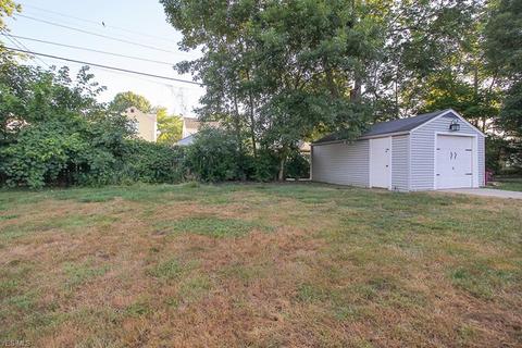 458 Ohio St, Elyria, OH 44035 photo 12