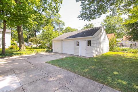331 E 270, Euclid, OH 44132 photo 3