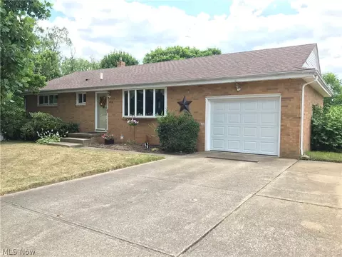 4518 11th St NW, Canton, OH 44708 photo 1