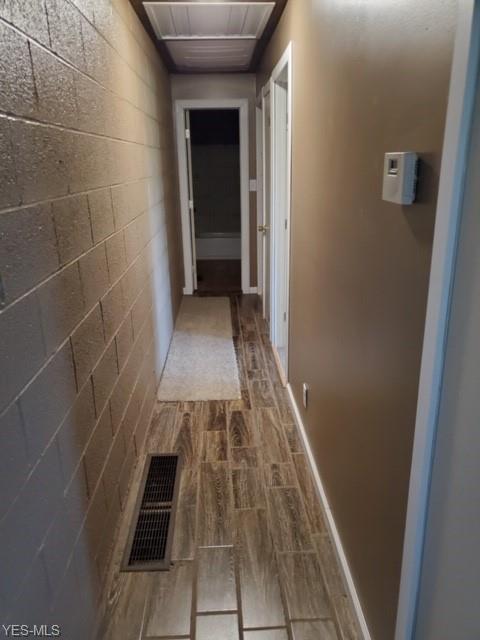 512 Sixth St, Lowell, OH 45744 photo 4
