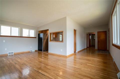 730 Witner Ave, Akron, OH 44314 photo 8