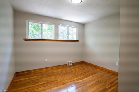 730 Witner Ave, Akron, OH 44314 photo 17