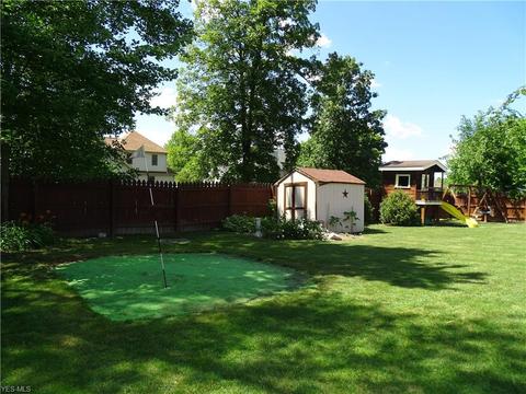 281 Horseshoe Dr, Lagrange, OH 44050 photo 2
