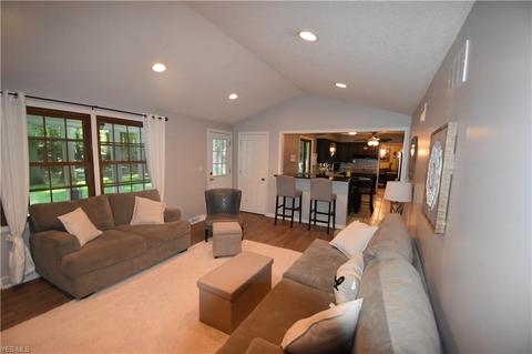7737 Silver Fox Dr, Boardman, OH 44512 photo 9