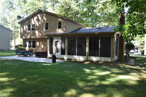 7737 Silver Fox Dr, Boardman, OH 44512 photo 3