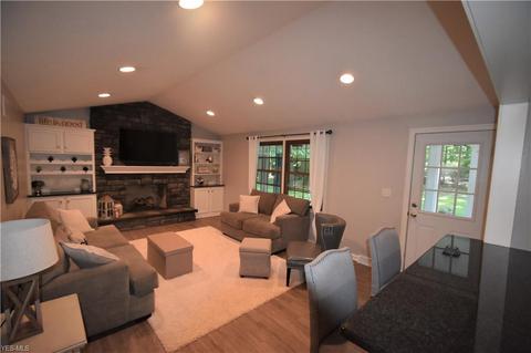 7737 Silver Fox Dr, Boardman, OH 44512 photo 7