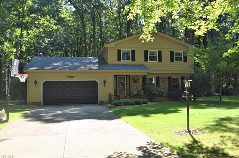 7737 Silver Fox Dr, Boardman, OH 44512 photo 1