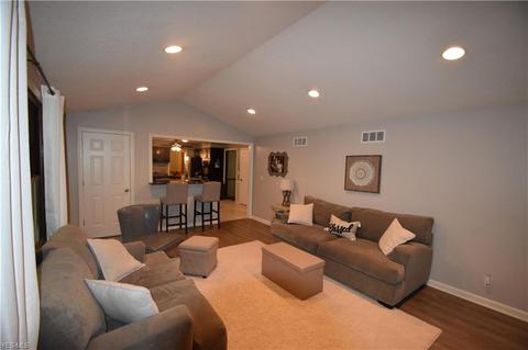 7737 Silver Fox Dr, Boardman, OH 44512 photo 8