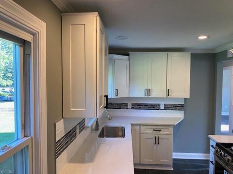 7012 State Rd, Parma, OH 44134 photo 4