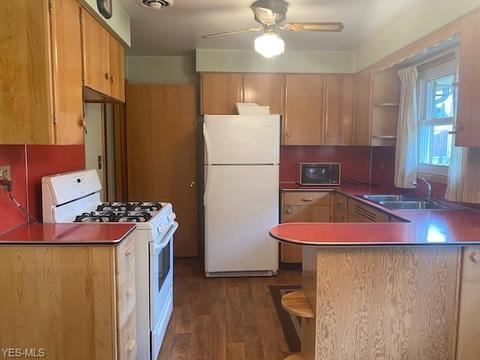 1455 Marilyn Ave NW, Canton, OH 44708 photo 6