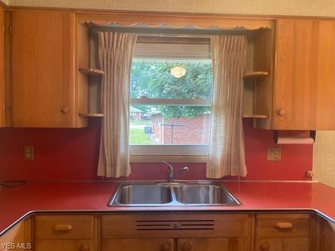 1455 Marilyn Ave NW, Canton, OH 44708 photo 4