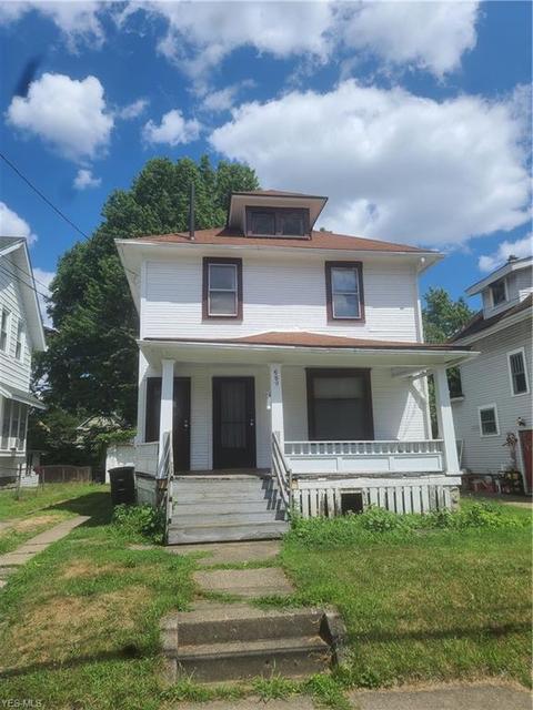 689 Elma St, Akron, OH 44310 photo 1