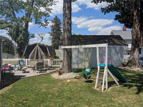 116 Prospect St, Dover, OH 44622 photo 6