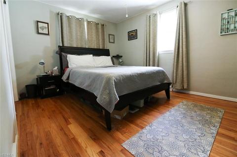 474 High St, Elyria, OH 44035 photo 5