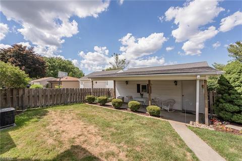 950 Orchardview Ave, Seven Hills, OH 44131 photo 3
