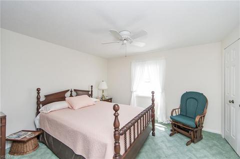 950 Orchardview Ave, Seven Hills, OH 44131 photo 13