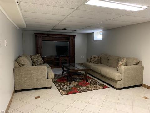 6820 Ackley Rd, Parma, OH 44129 photo 8