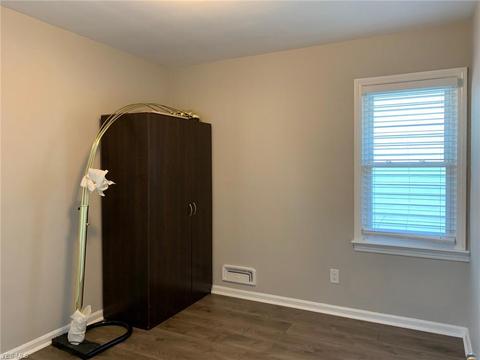 6820 Ackley Rd, Parma, OH 44129 photo 9