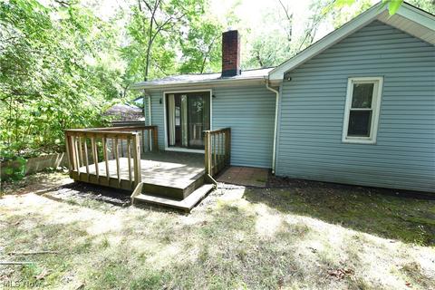 345 E Pace Ave, Coventry, OH 44319 photo 6
