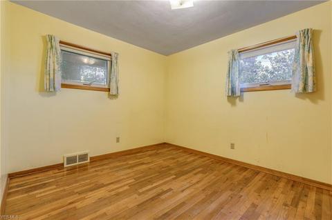 7858 Munson Rd, Mentor, OH 44060 photo 11