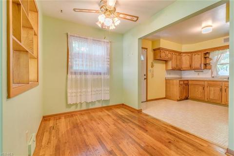 7858 Munson Rd, Mentor, OH 44060 photo 5