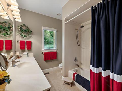 3680 Vineyard Ave NW, Canton, OH 44708 photo 13