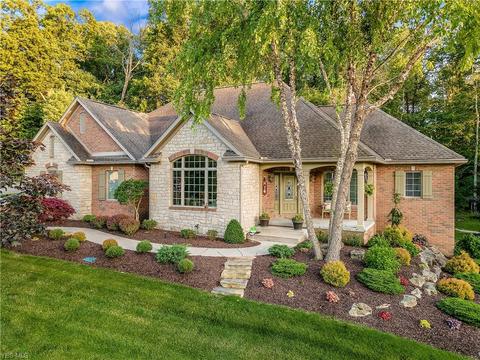 3680 Vineyard Ave NW, Canton, OH 44708 photo 2