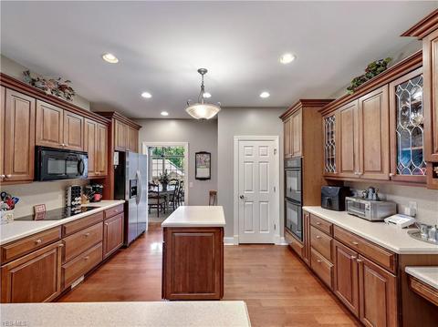 3680 Vineyard Ave NW, Canton, OH 44708 photo 5