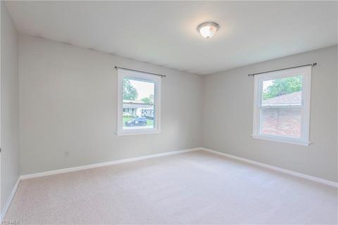 131 Miami Ave, Elyria, OH 44035 photo 10