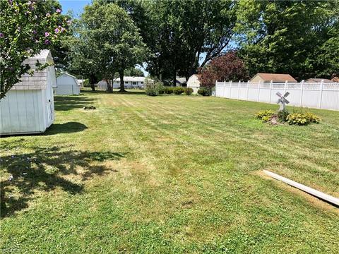 2460 Didrickson Dr, Lorain, OH 44053 photo 5