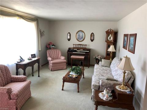 2460 Didrickson Dr, Lorain, OH 44053 photo 8