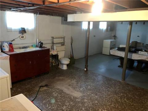 2460 Didrickson Dr, Lorain, OH 44053 photo 17