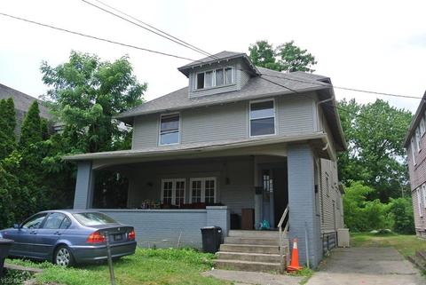 584 Schiller Ave, Akron, OH 44310 photo 1