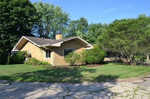 609 Ridgeleigh Dr, Minerva, OH 44657 photo 2