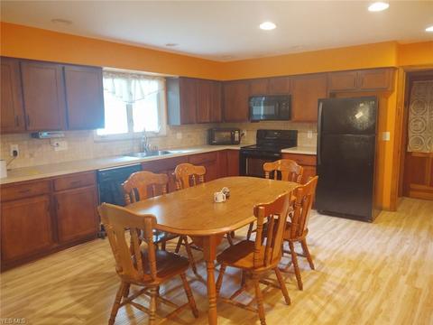 3209 27th St NW, Canton, OH 44708 photo 6