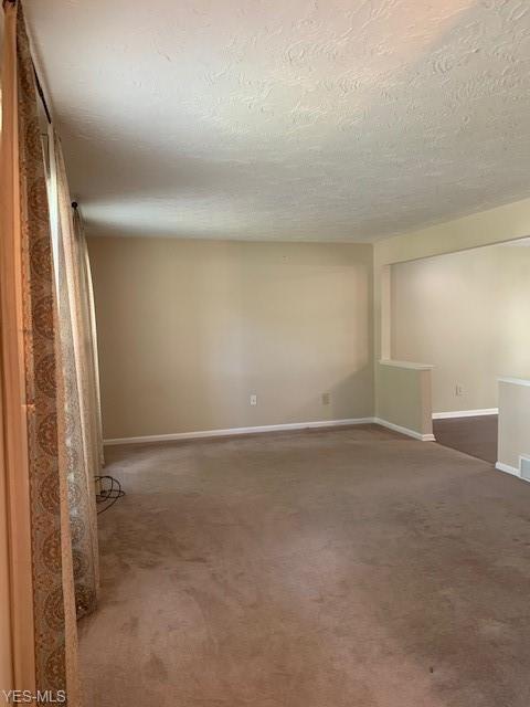 629 Georgetown Ave, Elyria, OH 44035 photo 3