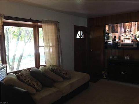 1869 E Tuttle Park Rd, Madison, OH 44057 photo 2