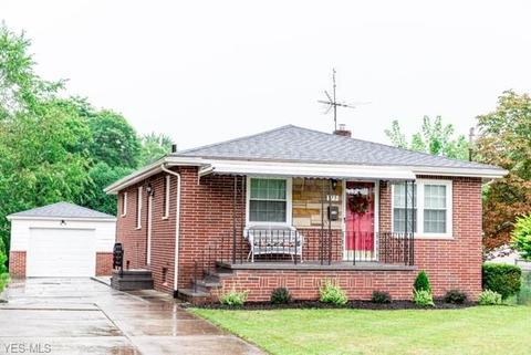 175 Woolf Ave, Akron, OH 44312 photo 1