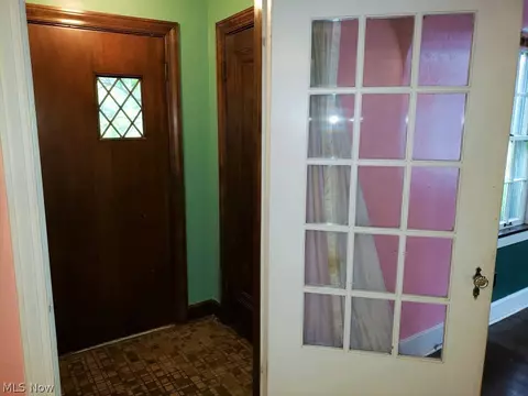 297 E 270th St, Euclid, OH 44132 photo 5