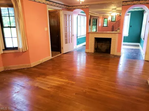 297 E 270th St, Euclid, OH 44132 photo 8