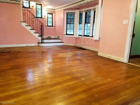 297 E 270th St, Euclid, OH 44132 photo 7