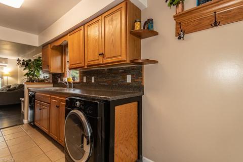 4895 Wake Robin Rd, Mentor, OH 44060 photo 15