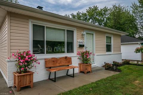 4895 Wake Robin Rd, Mentor, OH 44060 photo 8
