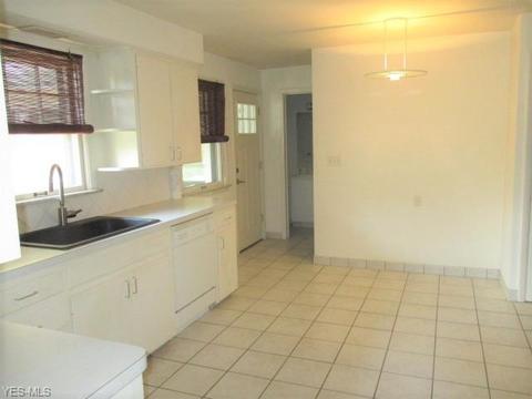 713 Ronlee Ln, Boardman, OH 44512 photo 7