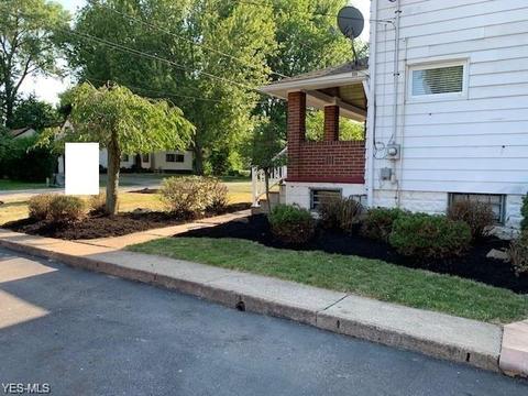 305 E 42nd St, Lorain, OH 44052 photo 3